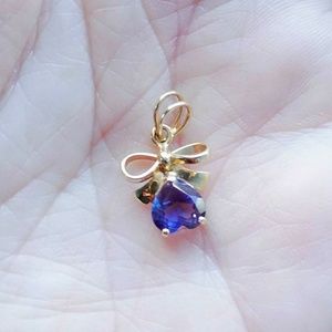 10kt Yellow Gold Purple Sapphire Bow Necklace
